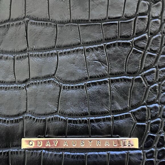 Quay‎ Australia Black Laptop Bag With Strap NWOT - Picture 5 of 13